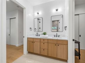 5110 Orange, Los Angeles CA 90008