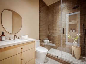 4956 Gentry Avenue, Valley Village CA 91607