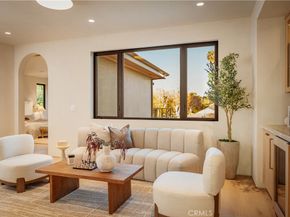 4956 Gentry Avenue, Valley Village CA 91607