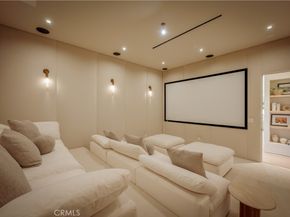 4956 Gentry Avenue, Valley Village CA 91607