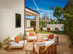 4956 Gentry Avenue, Valley Village CA 91607