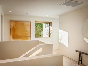 4956 Gentry Avenue, Valley Village CA 91607