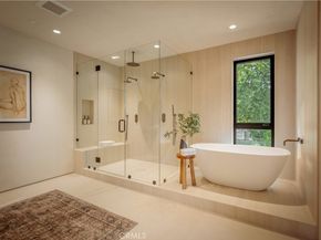 4956 Gentry Avenue, Valley Village CA 91607