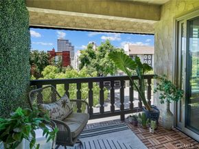 510 N Jackson Street 301, Glendale CA 91206