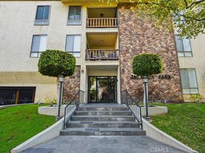 510 N Jackson Street 301, Glendale CA 91206