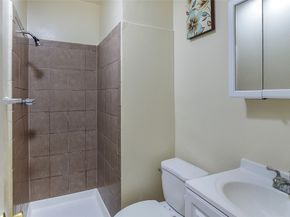 4905 W Adams Boulevard, Los Angeles CA 90016