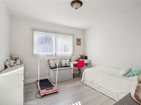 16428 Halsted Street, North Hills CA 91343