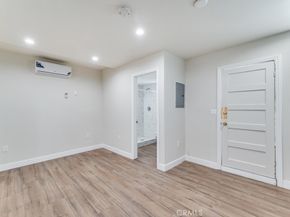 2756 W 15th Street, Los Angeles CA 90006