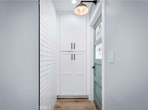 16688 Oldham Street, Encino CA 91436