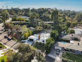 16688 Oldham Street, Encino CA 91436