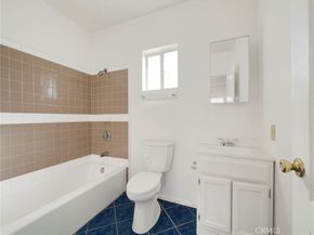 1207 E 76th, Los Angeles CA 90001