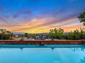 5952 Woodland View Drive, Woodland Hills CA 91367