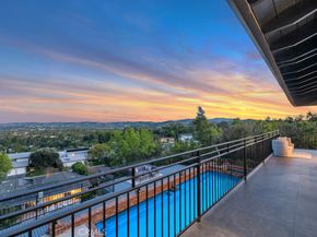 5952 Woodland View Drive, Woodland Hills CA 91367