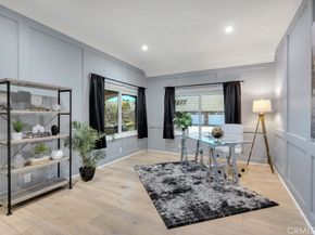 5952 Woodland View Drive, Woodland Hills CA 91367
