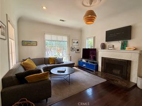 2620 N Beachwood, Los Angeles CA 90068