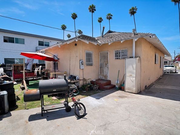 5908 Bonsallo Avenue, Los Angeles CA 90044