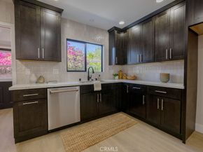 5710 Wilbur, Tarzana CA 91356