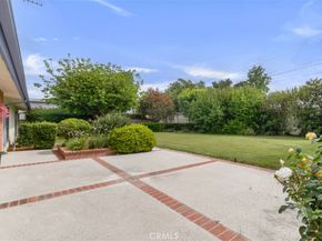 5900 Kentland Avenue, Woodland Hills CA 91367