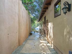 3115 Ellington, Los Angeles CA 90068