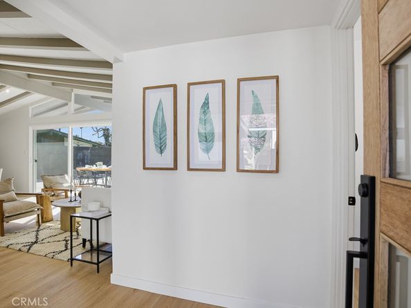 20414 Haynes Street, Winnetka CA 91306