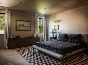 15719 Hartsook Street, Encino CA 91436