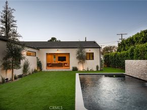 15719 Hartsook Street, Encino CA 91436