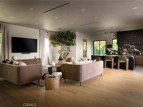 15719 Hartsook Street, Encino CA 91436