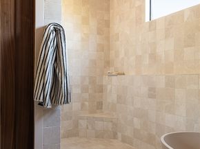 15719 Hartsook Street, Encino CA 91436