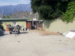 8110 Brownstone Street, Sunland CA 91040