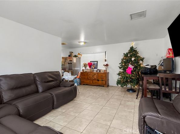 11419 Acala Avenue, San Fernando CA 91340