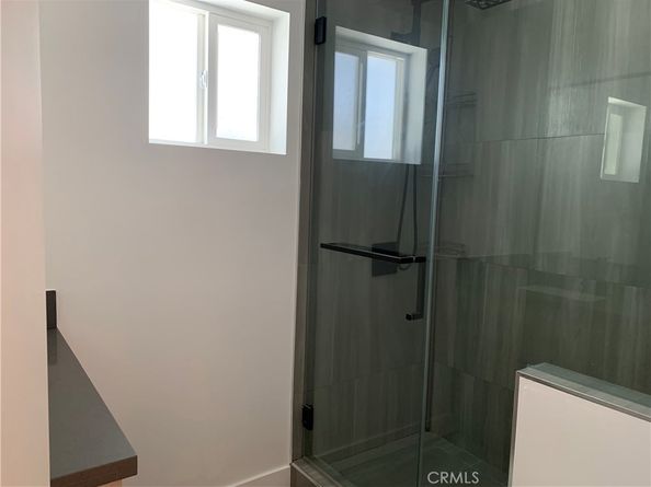 11565 Iowa Avenue, Los Angeles CA 90025