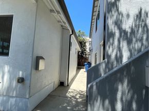 11565 Iowa Avenue, Los Angeles CA 90025