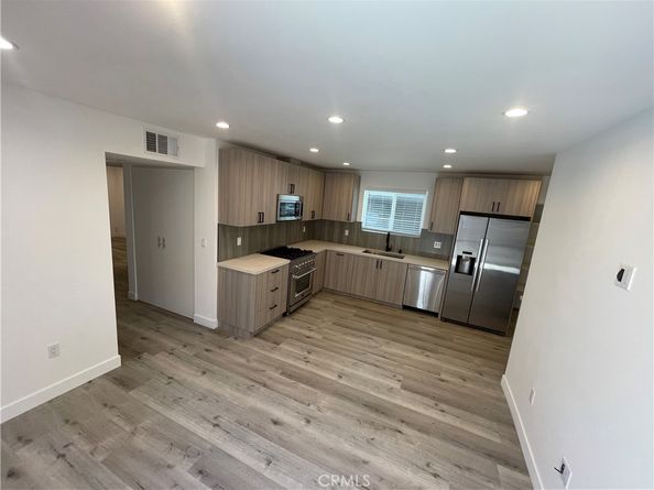 11565 Iowa Avenue, Los Angeles CA 90025