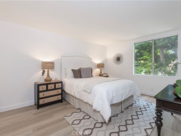 12830 Burbank Boulevard 110, Valley Village CA 91607