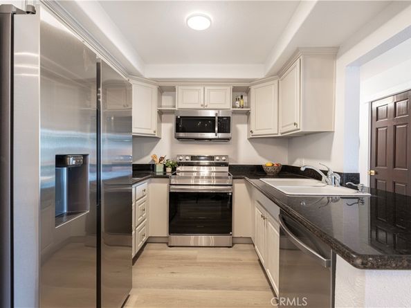 12830 Burbank Boulevard 110, Valley Village CA 91607