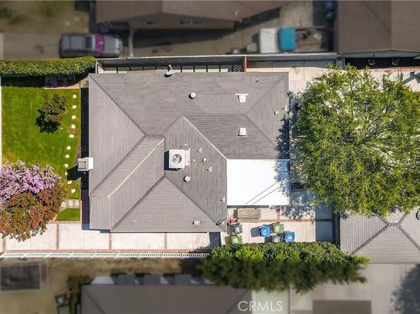 6455 Densmore Avenue, Lake Balboa CA 91406