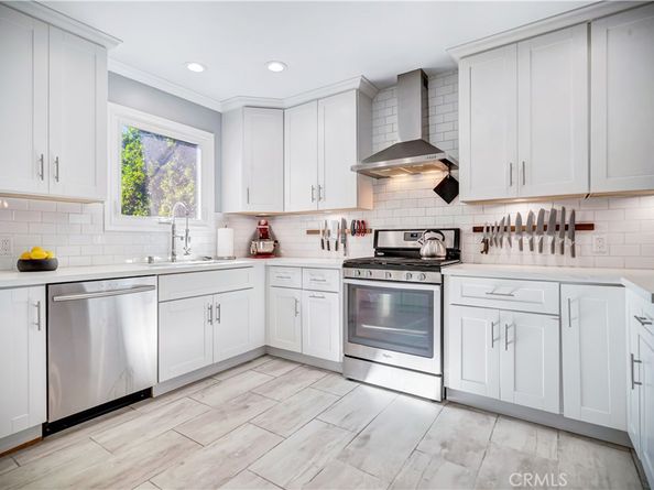 6455 Densmore Avenue, Lake Balboa CA 91406