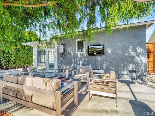 6455 Densmore Avenue, Lake Balboa CA 91406