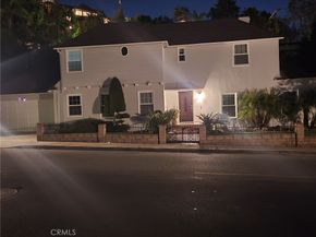 2740 N Beachwood Drive, Hollywood Hills East CA 90068
