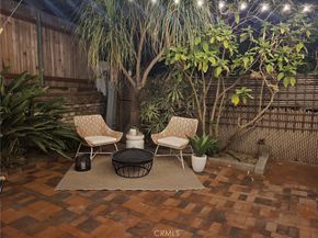 2740 N Beachwood Drive, Hollywood Hills East CA 90068