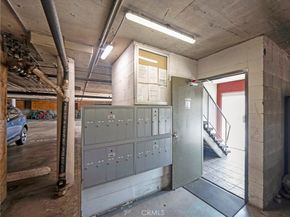 525 S Shelton Street 205, Burbank CA 91506