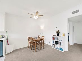 525 S Shelton Street 205, Burbank CA 91506