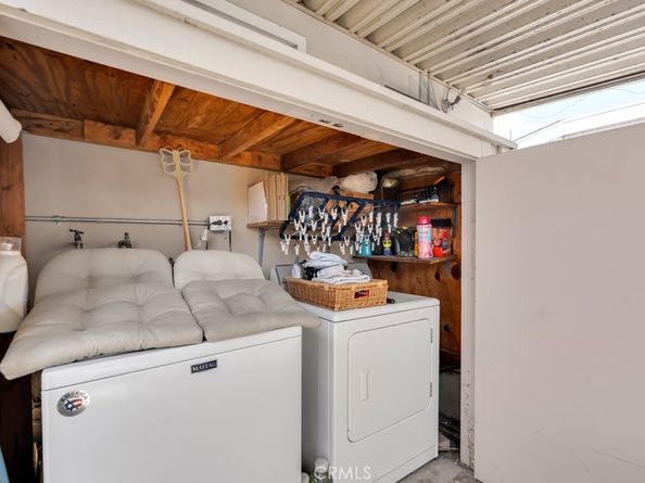 3565 Greenwood Avenue, Los Angeles CA 90066