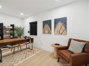 6105 Bellingham Avenue, North Hollywood CA 91606