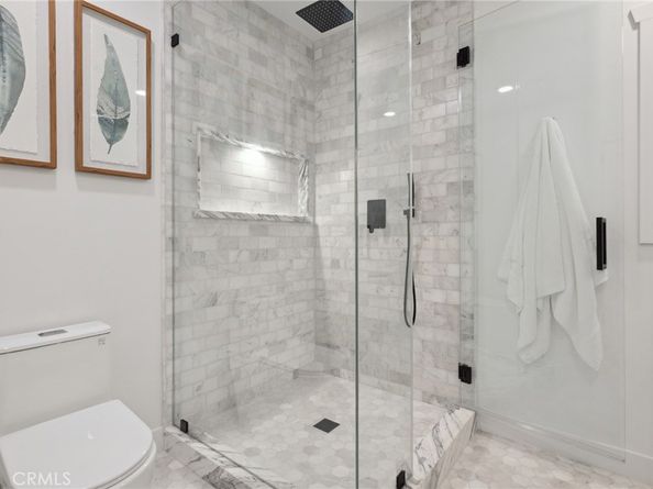 6105 Bellingham Avenue, North Hollywood CA 91606
