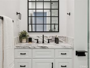 6105 Bellingham Avenue, North Hollywood CA 91606