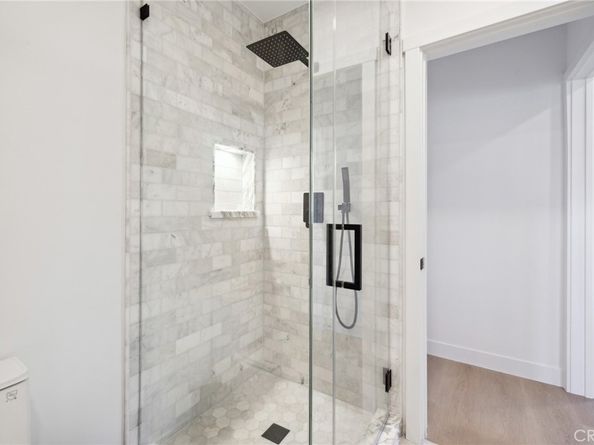 6105 Bellingham Avenue, North Hollywood CA 91606
