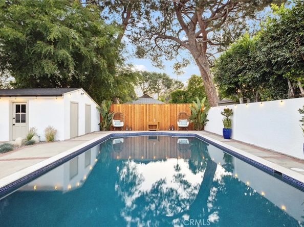 6105 Bellingham Avenue, North Hollywood CA 91606