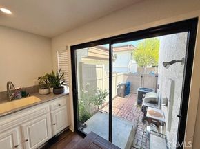 10068 Larwin Avenue 2, Chatsworth CA 91311