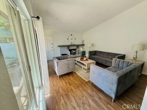 10068 Larwin Avenue 2, Chatsworth CA 91311